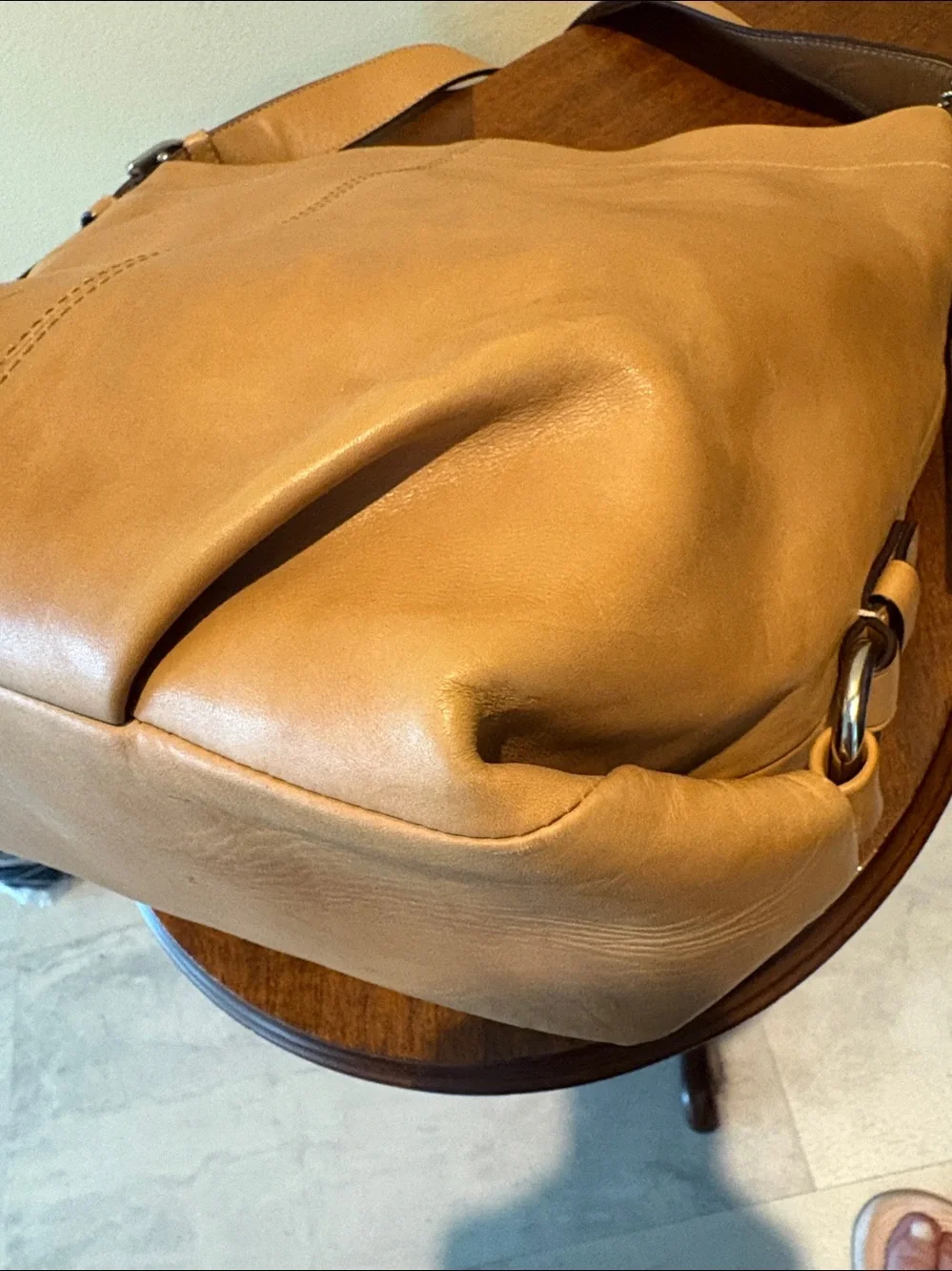 Coach SoHo F15084  convertible bag  shoulder /Crossbody  smooth leather tan EUC